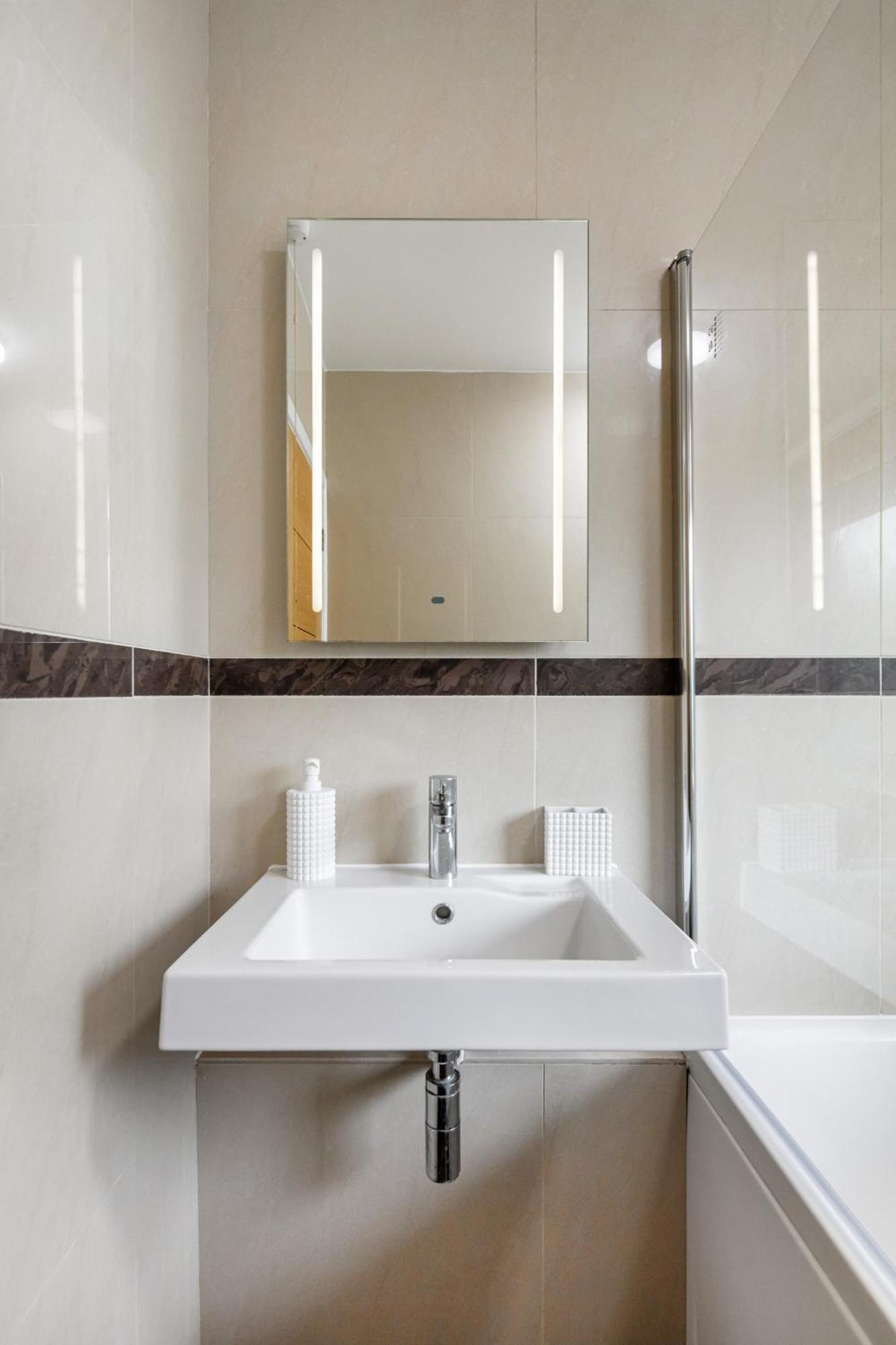 2bdr Steps To Battersea Park Apartamento *